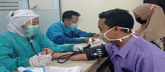 Tingkatkan Keamanan & Kenyamanan, RSI PKU Muhammadiyah Tegal Berikan Vaksin Booster Tahap ke 2 untuk seluruh Nakes