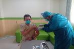 Seluruh Nakes RSI PKU Muhammadiyah Tegal Lakukan Vaksinasi Moderna
